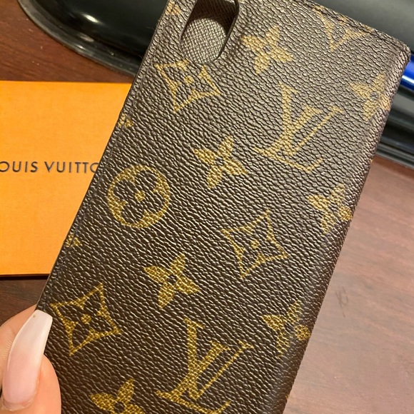 iPhone X Max LV case - Picture 2 of 4